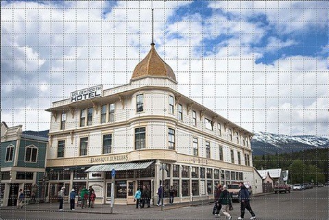 Photoshop-CS6-New-Features---The-Perspective-Crop-Tool Photoshop-CS6-New-Features---The-Perspective-Crop-Tool